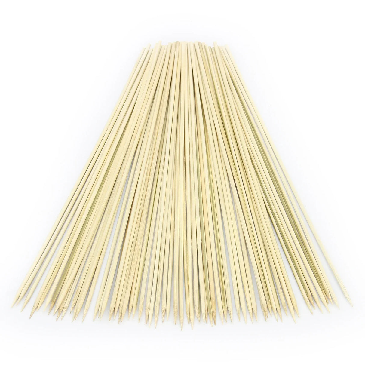 Natural wooden candyfloss sticks, 600 count, featuring pointed tips and smooth surfaces, ideal for serving cotton candy treats