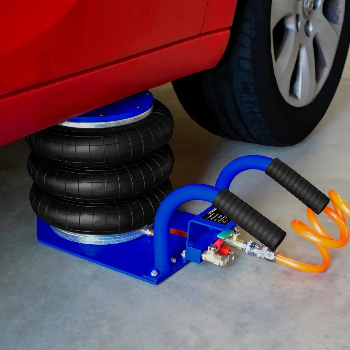 Air Bag Jack 3.5T with three black rubber air bags, blue hoses, and a sturdy base, designed for vehicle lifting and support