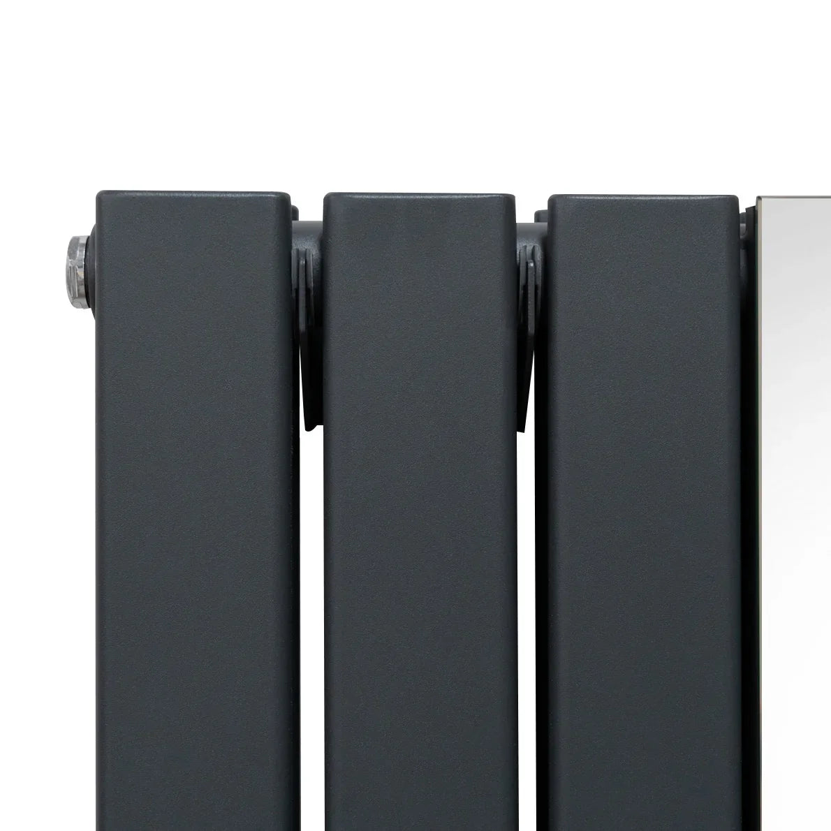 Flat mirror radiator in anthracite grey, featuring sleek, flat panels and a modern design, ideal for contemporary interiors