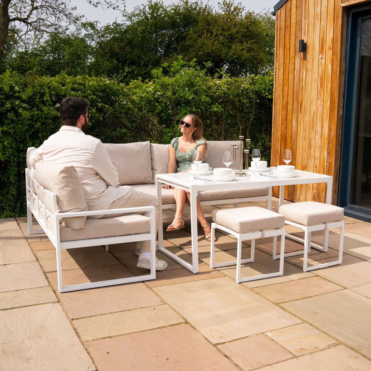 Aluminium Corner Sofa Set With Black Rattan Storage Box - White