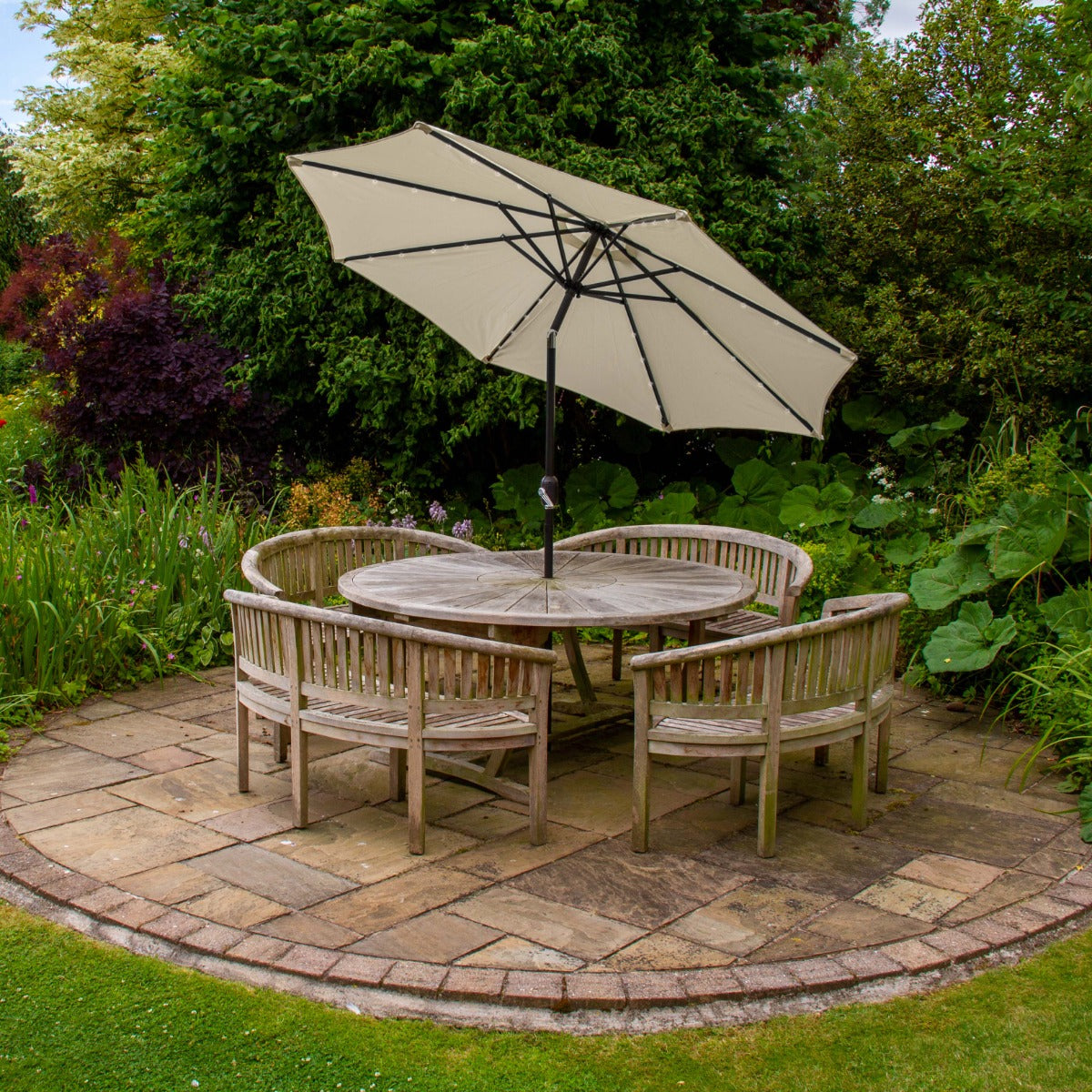 Cream 2.7m LED Tilt Parasol