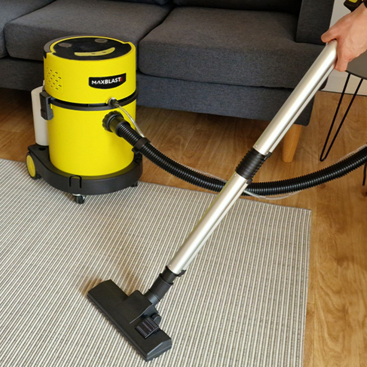 MAXBLAST Wet and Dry Vacuum Cleaner - 20 L